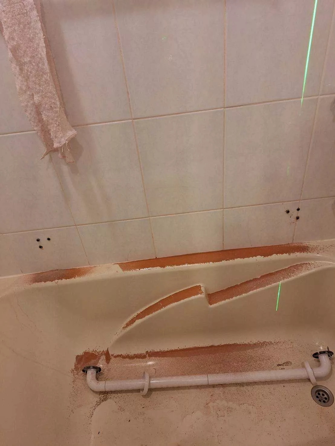 台北松山居家浴室浴缸無障礙設施扶手安裝前